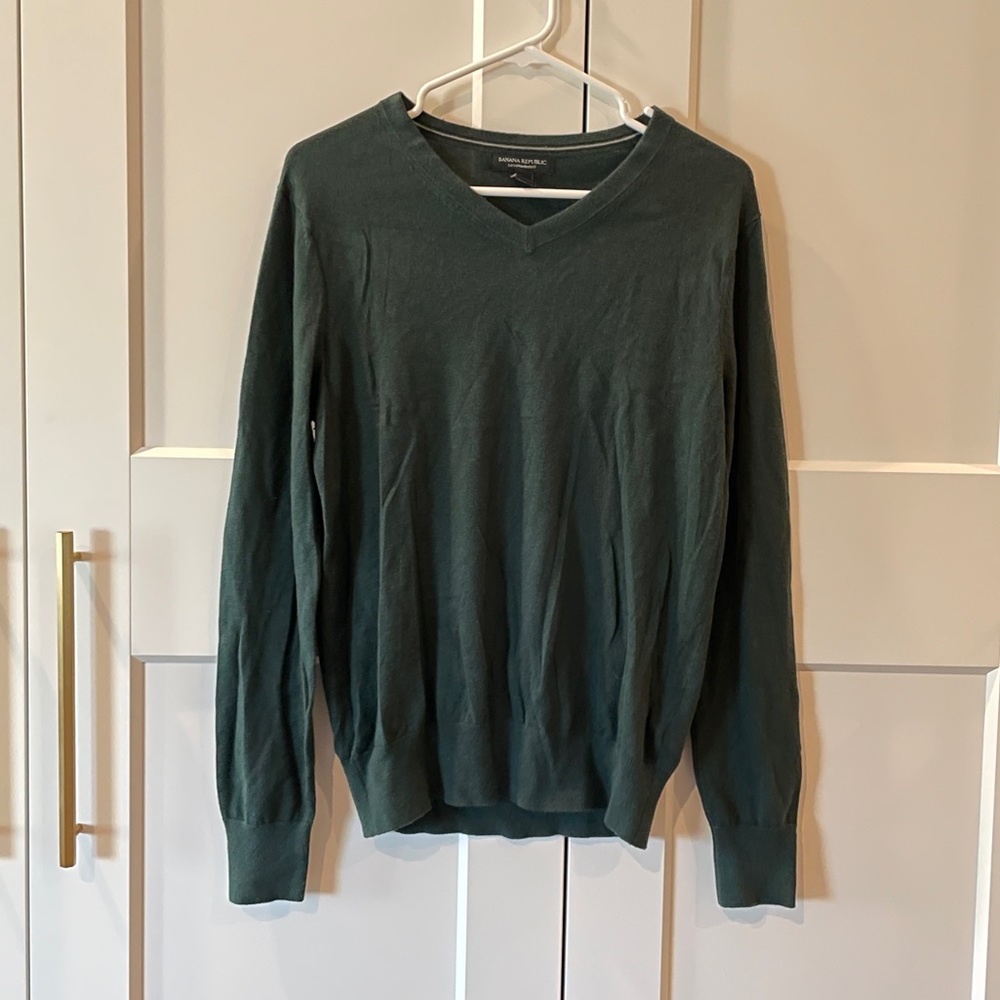 Banana Republic Hunter Green V-Neck Luxury Blend Sweater